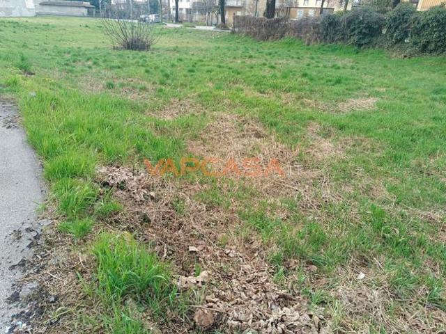 Terreno in vendita a Urgnano, Lombardia