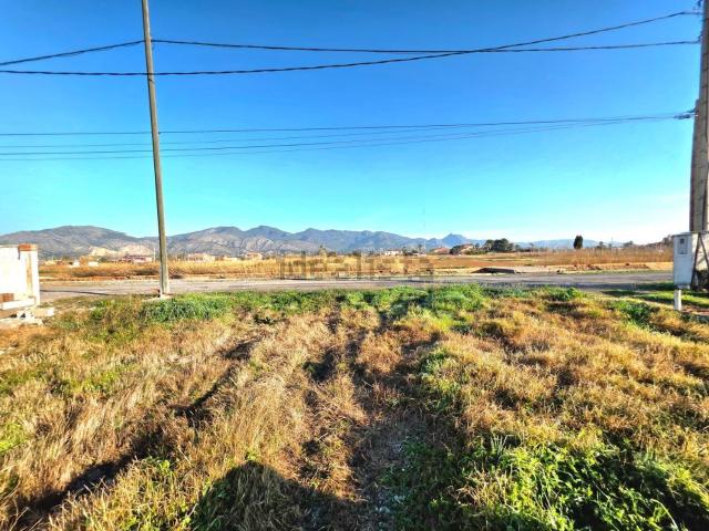 Terreno en venta en la Plana Alta, Valencia