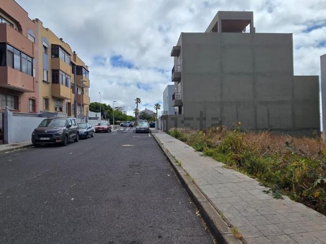 Terreno en venta en Santa Cruz De Tenerife, Canarias