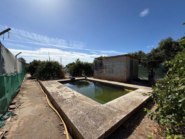 Terreno en venta en El Velerín, Estepona