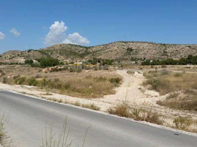 Terreno en venta en La Torreta y El Monastil, el Vinalopó Mitjà / El Vinalopó Medio