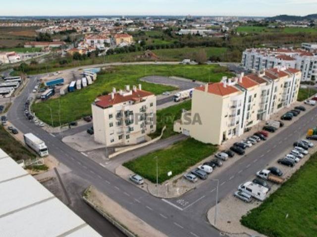 Terreno venda em Alenquer, Paredes Terreno venda em Alenquer, Paredes