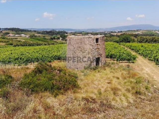 Terreno venda em Alenquer (Santo Estêvão e Triana), Alenquer