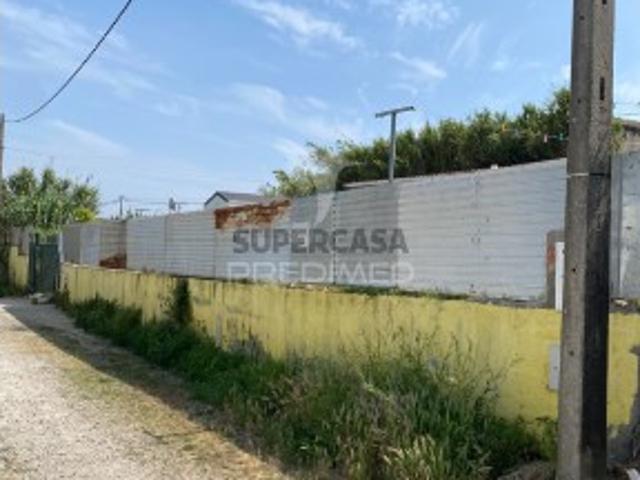 Terreno venda em Vale Linhoso, Almada