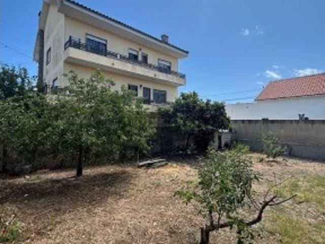 Terreno venda em Vale de Cavala, Almada