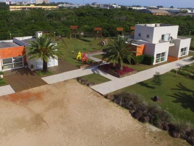 Terreno venda em Região Geográfica Imediata de Torres, Aglomeração Urbana do Litoral Norte