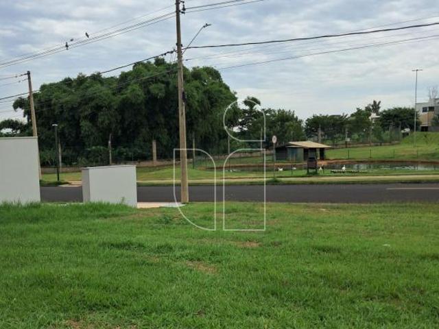 Terreno venda em Região Imediata de Marília, Marília