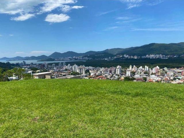 Terreno venda em Região Geográfica Imediata de Florianópolis, Desterro