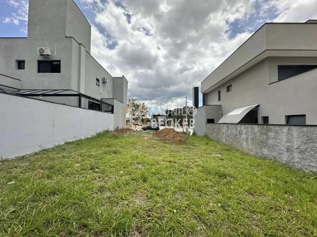 Terreno venda em Região Imediata de São José dos Campos, Região Metropolitana do Vale do Paraíba e Litoral Norte
