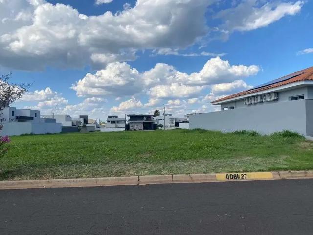 Terreno venda em Região Imediata de Marília, Marília