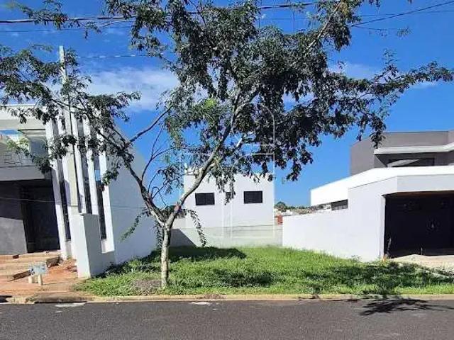 Terreno venda em Região Imediata de Marília, Marília