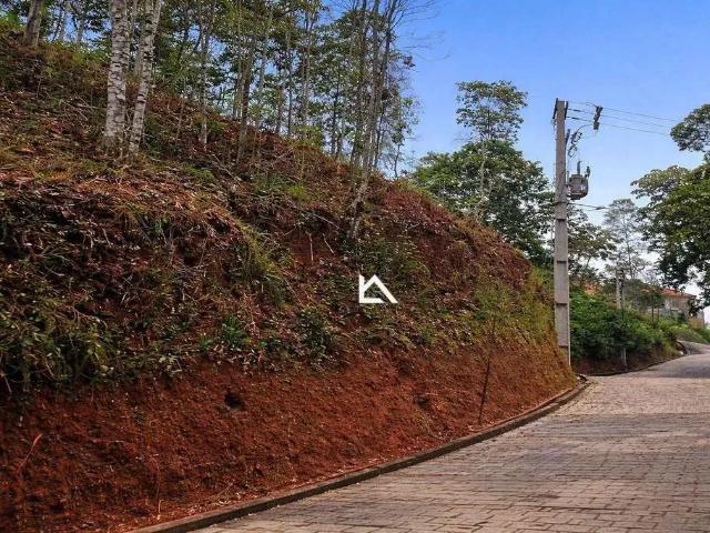 Terreno venda em Região Geográfica Imediata de Petrópolis, Região Metropolitana do Rio de Janeiro
