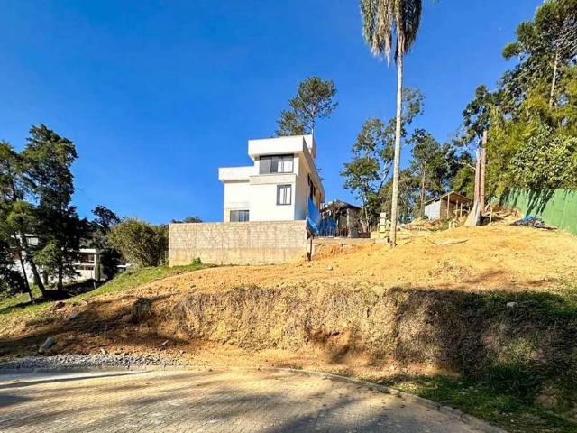 Terreno venda em Teresópolis
