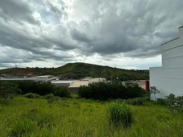 Terreno venda em Centro, Volta Redonda