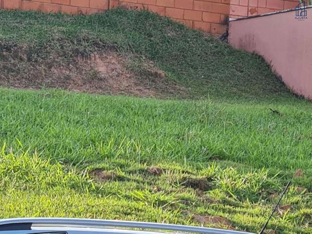 Terreno venda em Conjunto Habitacional Jardim Serrano, Votorantim