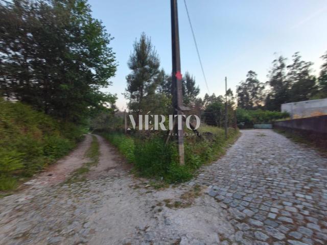 Terreno venda em Cossourado, Arcozelo