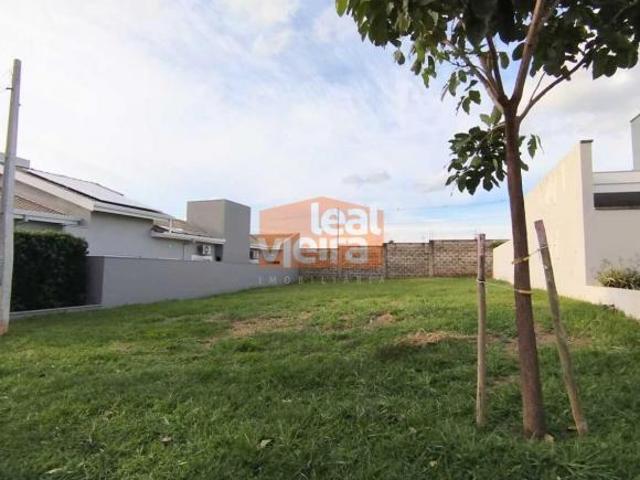 Terreno venda em Região Imediata de Marília, Marília