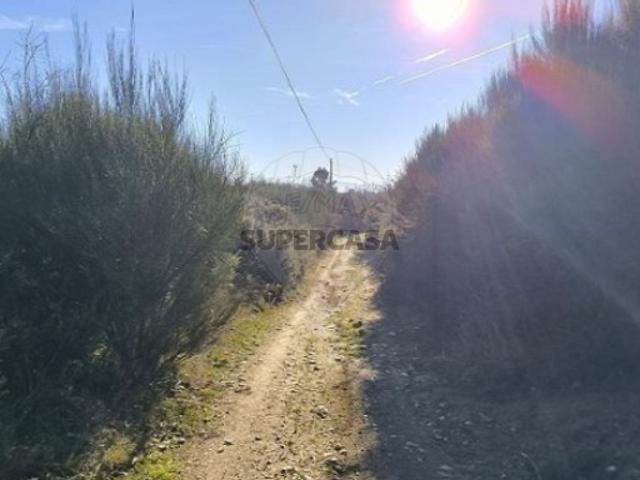 Terreno venda em Chaves, Vila Real