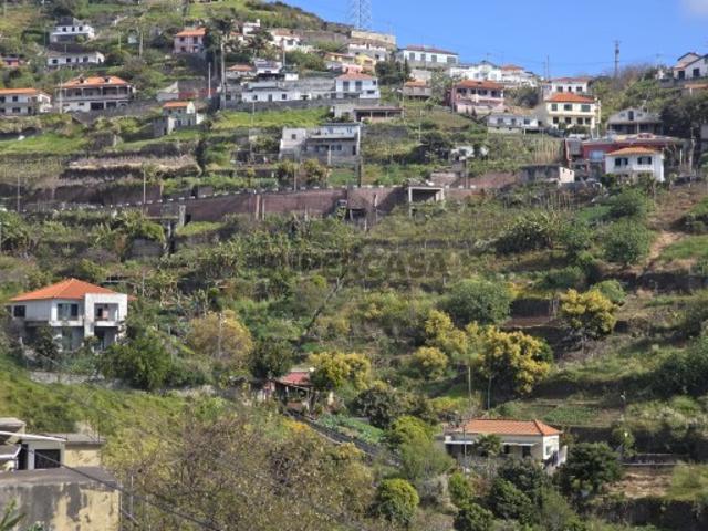 Terreno venda em Estreito de Câmara de Lobos, Câmara De Lobos