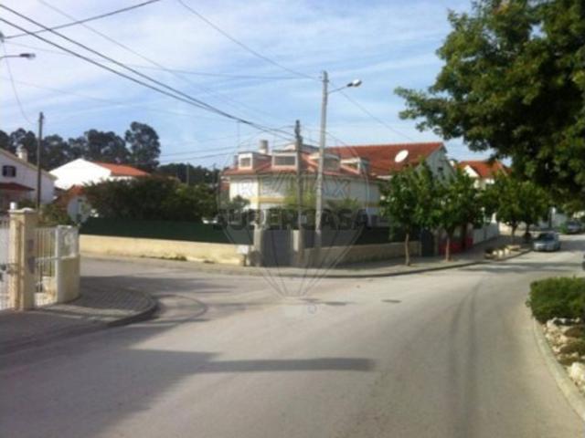 Terreno venda em Fernão Ferro, Seixal