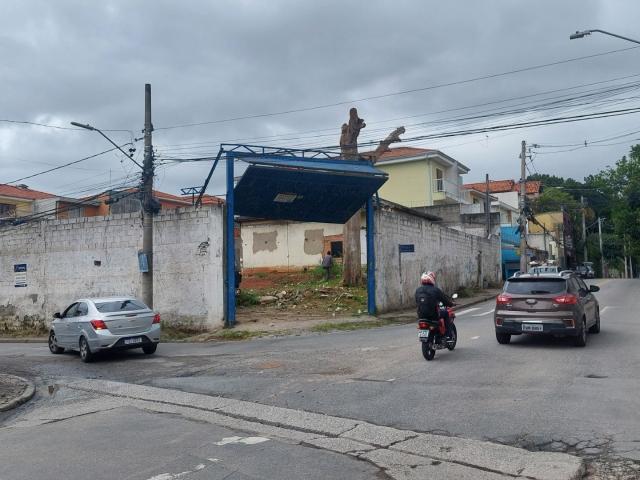 Terreno aluguel em Região Imediata de São Paulo, Região Metropolitana de São Paulo