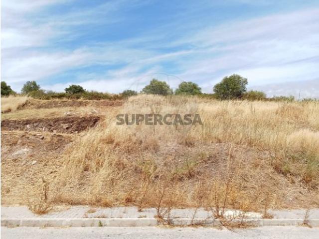 Terreno venda em Loures