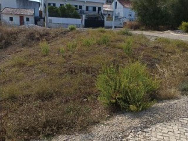Terreno venda em Santiago Dos Velhos, Lisboa