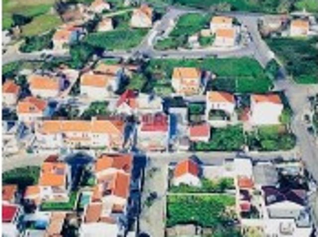 Terreno venda em Loures