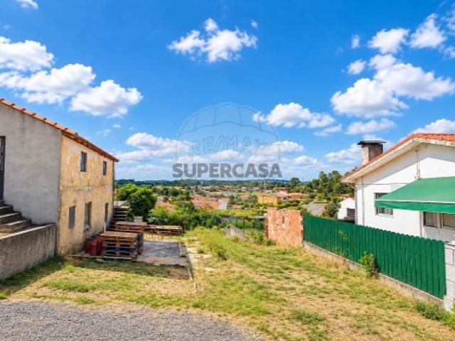 Terreno venda em Macieira de Sarnes, Oliveira de Azeméis