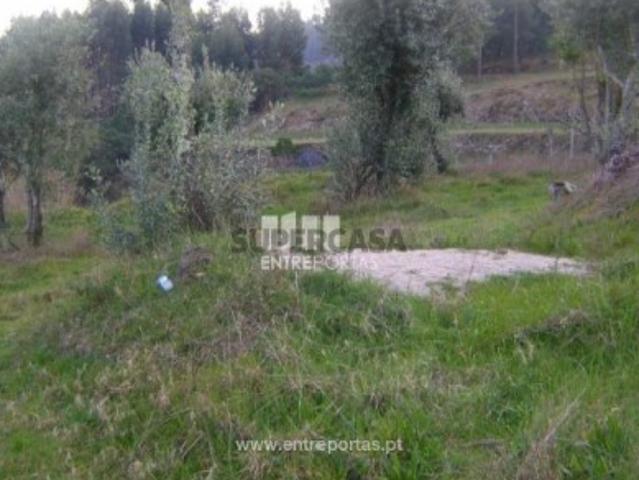 Terreno venda em Paredes de Viadores, Porto