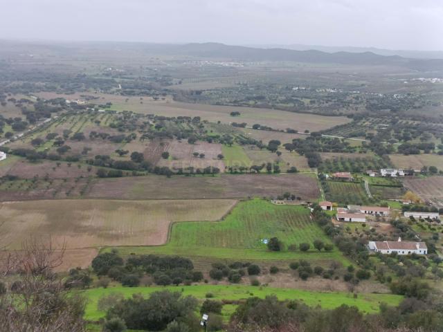 Terreno venda em Reguengos De Monsaraz, Évora