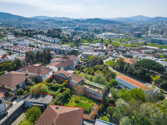 Terreno venda em Nogueiró e Tenões, Braga