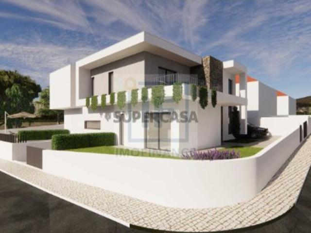 Terreno venda em Olho Marinho, Óbidos