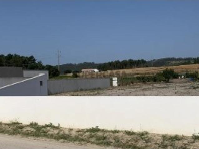 Terreno venda em Bombarral, Camarnais
