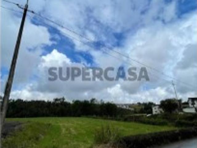 Terreno venda em Vila Nova De Famalicão, Outeirinho