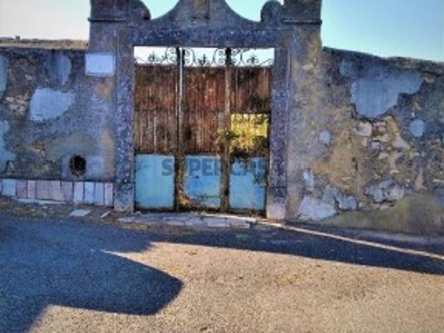 Terreno venda em Centro Urbano Histórico de Caparide, Cascais