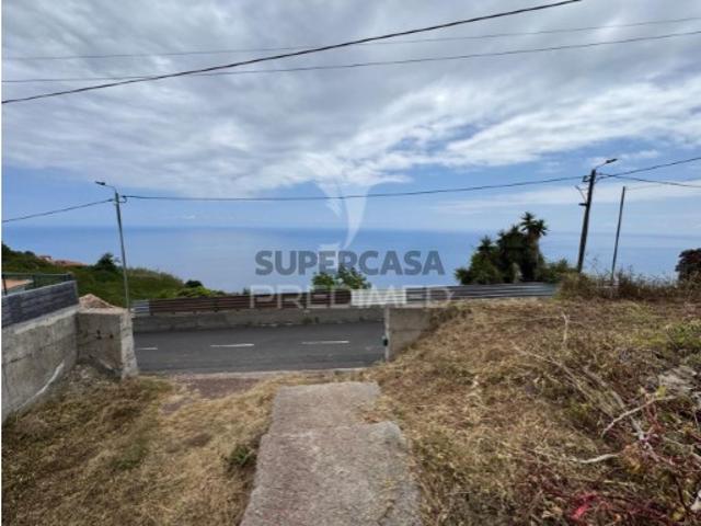 Terreno venda em Bica de Pau, Funchal