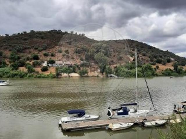 Terreno venda em Santana De Cambas, Beja