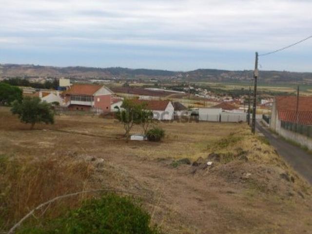 Terreno venda em Santiago Dos Velhos, Lisboa