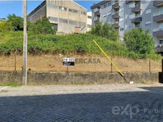 Terreno venda em Santo Tirso, Porto
