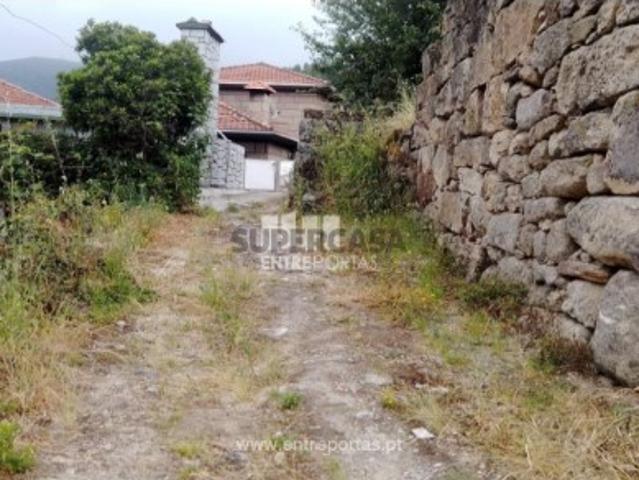 Terreno venda em Tarouquela, Viseu