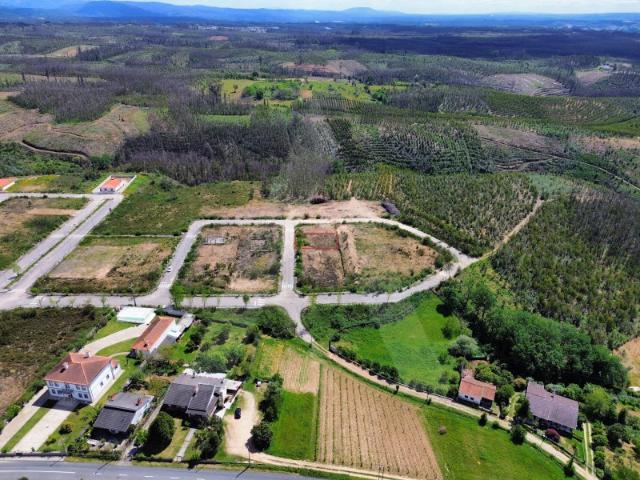 Terreno venda em Cavadas de Baixo, Águeda