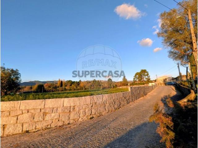 Terreno venda em Póvoa De Lanhoso, Braga