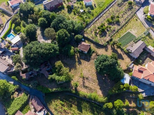 Terreno venda em Póvoa De Lanhoso, Telhado Terreno venda em Póvoa De Lanhoso, Telhado