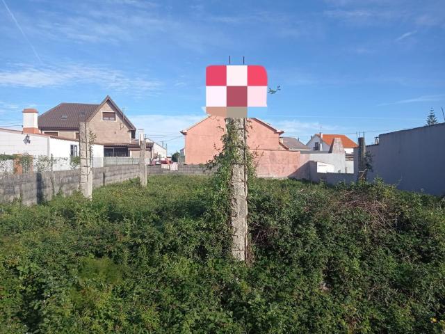 Terreno en venta en Ribeira, A Barbanza