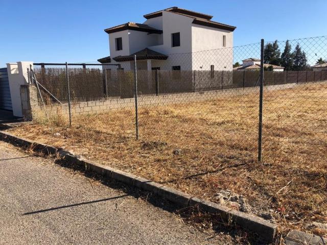 Terreno en venta en La Carlota, Andalucía