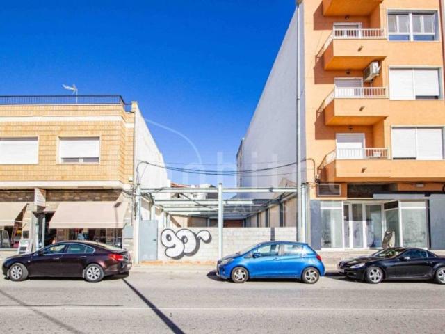 Terreno en alquiler en Los Montesinos
