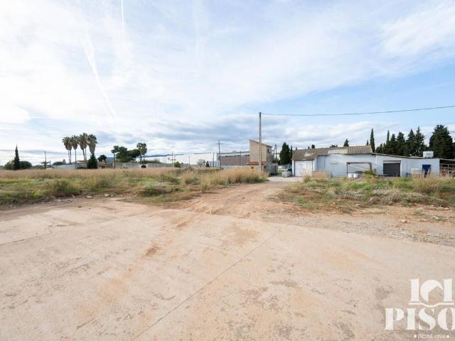 Terreno en alquiler en Àngela Roca, Gavà