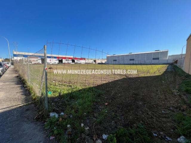 Terreno en alquiler en Lucena