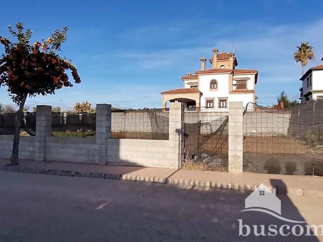Terreno en venta en Linares, Andalucía
